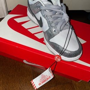 Women’s size 5 Nike dunks $115. BRAND NEW